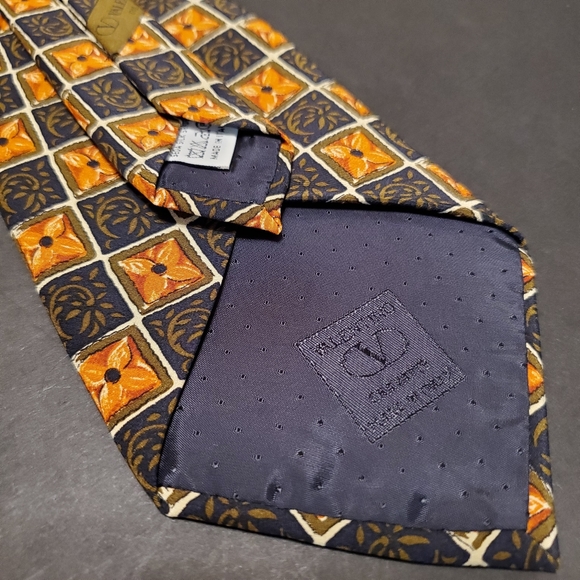 Valentino Multicolor Geometric Silk Tie - Picture 4 of 5